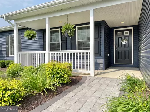 122 Duckwoods Ln, Martinsburg, WV 25403