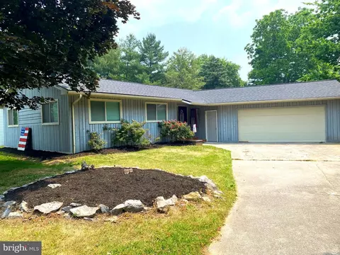 51 Leo Ln, Martinsburg, WV 25405