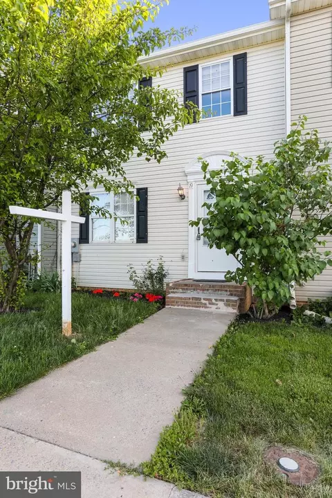19 Electra Ct, Martinsburg, WV 25401