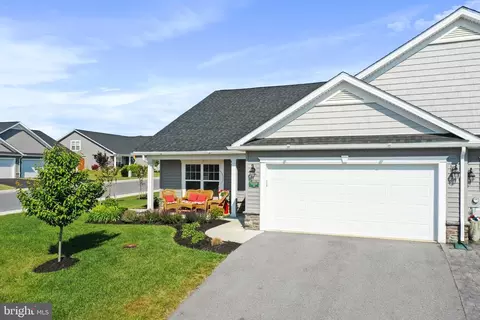 13 Akron Dr, Falling Waters, WV 25419 photo 6