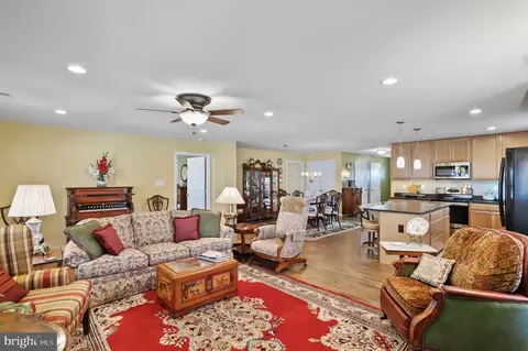 13 Akron Dr, Falling Waters, WV 25419 photo 28