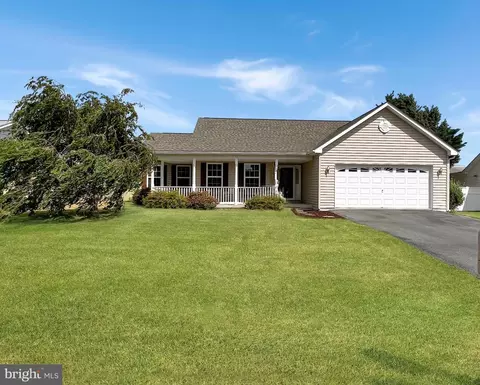 156 Wallace Ave, Inwood, WV 25428