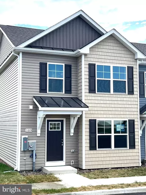 109 Heritage Hills Dr, Martinsburg, WV 25405