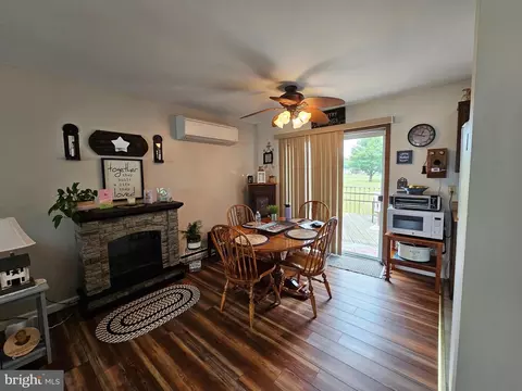 60 Weeping Willow Rd, Falling Waters, WV 25419 photo 14