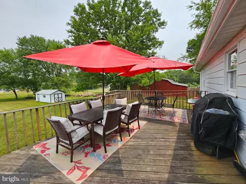 60 Weeping Willow Rd, Falling Waters, WV 25419 photo 7