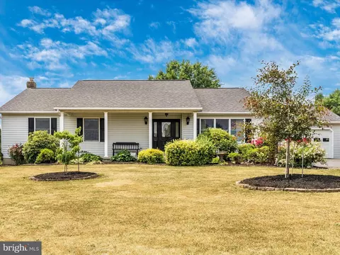 168 Evening Star Ln, Martinsburg, WV 25404