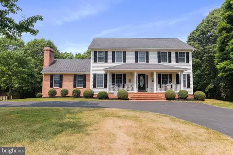 243 Pintail Ln, Kearneysville, WV 25430