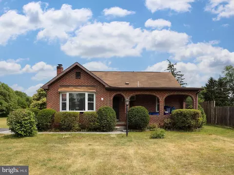 7087 Winchester Ave, Inwood, WV 25428