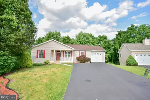 101 Jetta Cir, Martinsburg, WV 25403