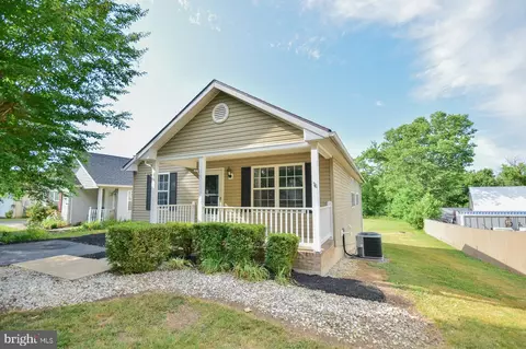 111 Spinners Ln, Martinsburg, WV 25401