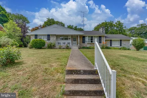 310 N Louisiana Ave, Martinsburg, WV 25401