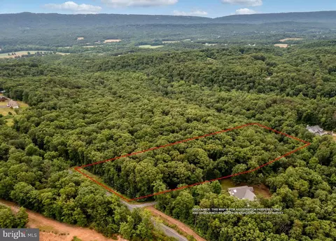 Fable Road, Hedgesville, WV 25427