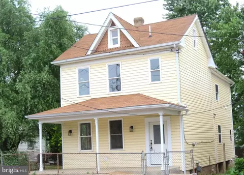 520 W Martin St, Martinsburg, WV 25401