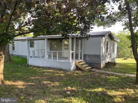 263268 Chicken Hawk Dr, Martinsburg, WV 25404
