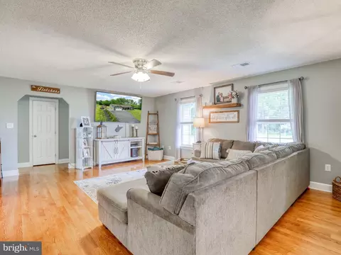 436 Cider Dr, Bunker Hill, WV 25413 photo 11