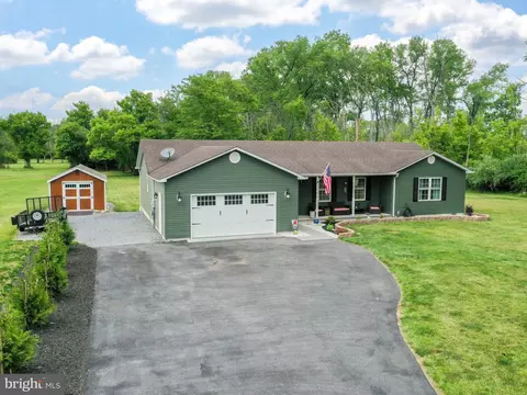436 Cider Dr, Bunker Hill, WV 25413 photo 2
