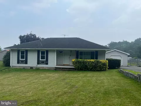 102 Wishbone Cir, Hedgesville, WV 25427