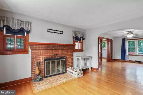 155 Harmony Dr, Falling Waters, WV 25419 photo 5