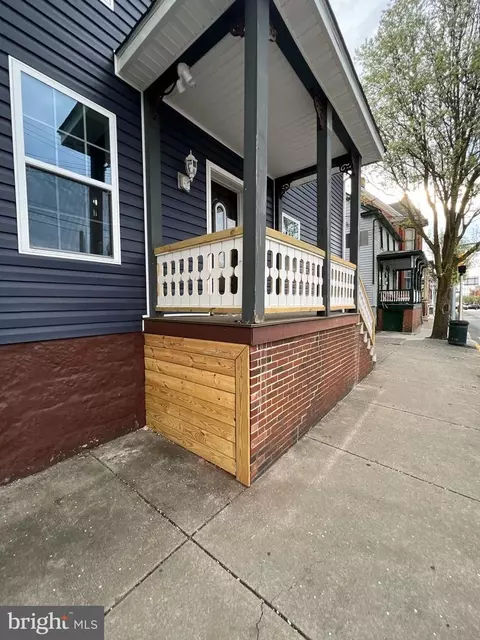 522 W King St, Martinsburg, WV 25401