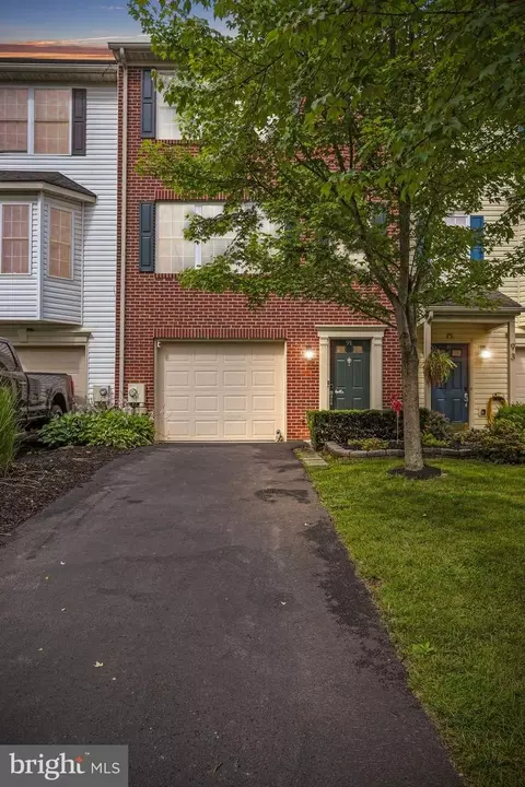 91 Teague Ln, Martinsburg, WV 25404