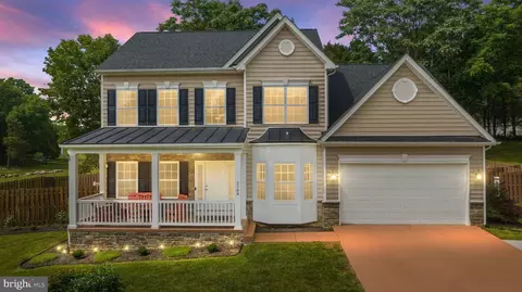 2988 Scrabble Rd, Martinsburg, WV 25404