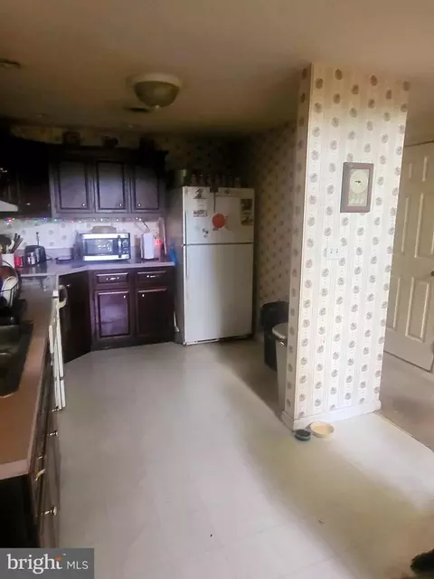 19 Regal Dr, Falling Waters, WV 25419 photo 9