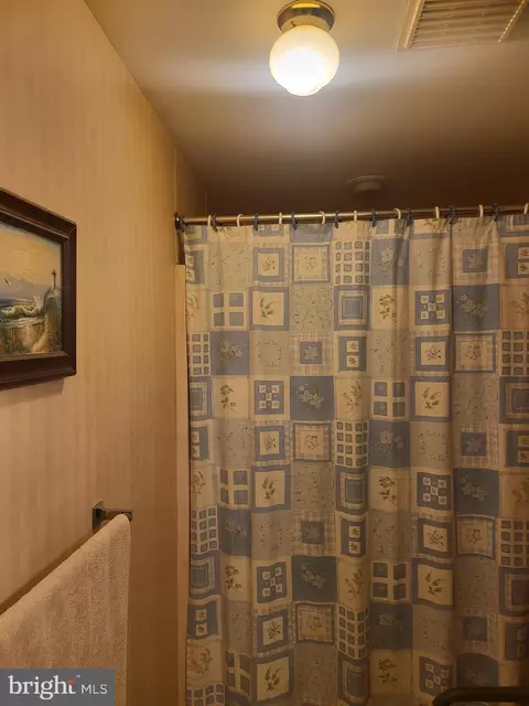 19 Regal Dr, Falling Waters, WV 25419 photo 11