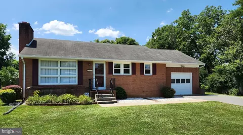 161 Lawn St, Martinsburg, WV 25405