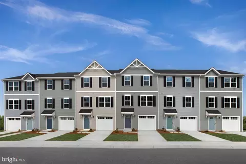 47 Tadpole Landing Rd, Inwood, WV 25428