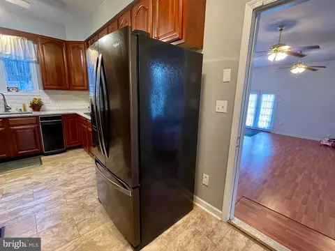 373 Hadley Dr, Falling Waters, WV 25419 photo 17