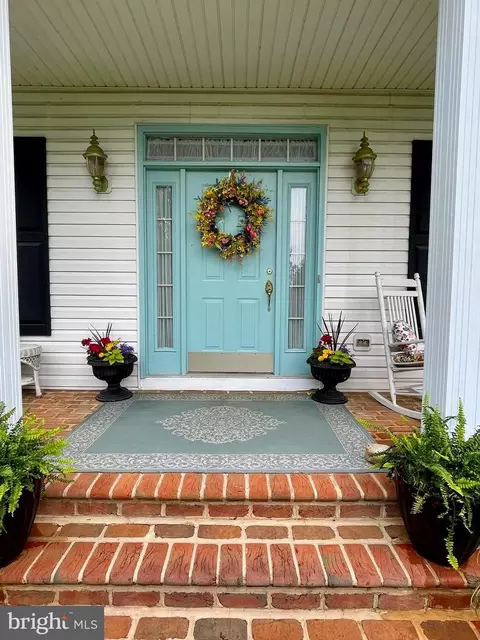373 Hadley Dr, Falling Waters, WV 25419 photo 6