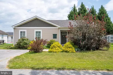 325 Athletic St, Martinsburg, WV 25404