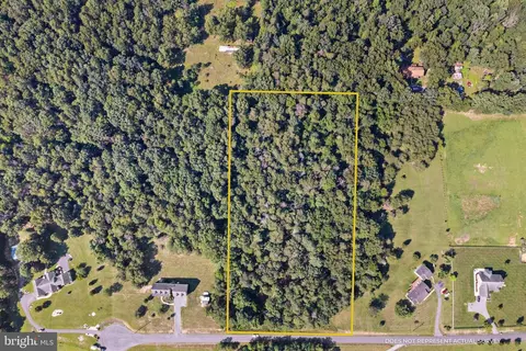 Amethyst Ln, Hedgesville, WV 25427