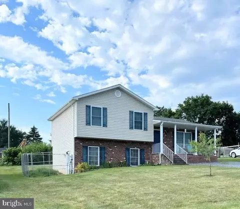 143 Wanda Mae Ct, Inwood, WV 25428