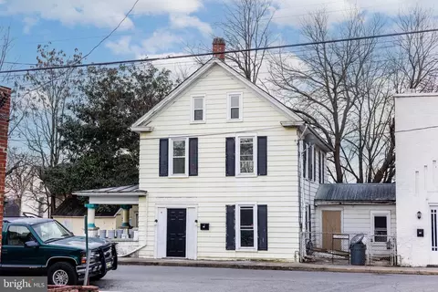 535 West Stephen Street # 533a 533b, Martinsburg, WV 25401