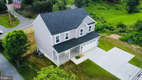 2093 Charles Town Rd, Martinsburg, WV 25405