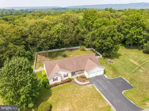 840 Doe Run Rd, Inwood, WV 25428