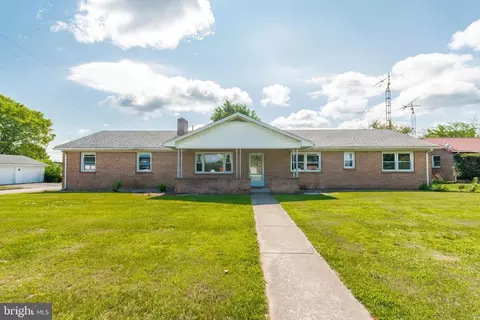 420 Richard St, Martinsburg, WV 25404