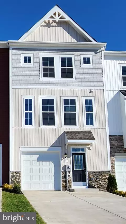 237 Hillsdale Pl, Martinsburg, WV 25403