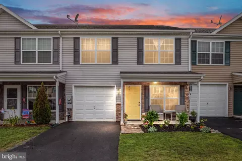 28 Montague Way, Inwood, WV 25428