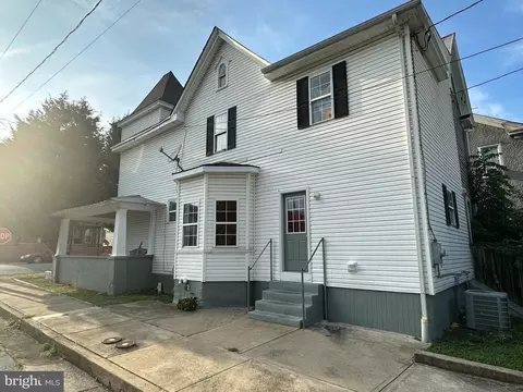436 Virginia Ave, Martinsburg, WV 25401
