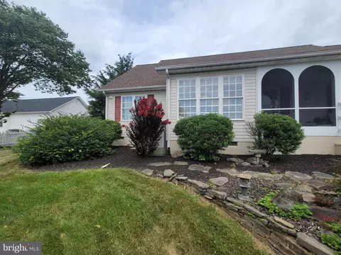 55 Oberlin Dr, Falling Waters, WV 25419 photo 28