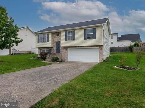 253 Ford Cir, Bunker Hill, WV 25413