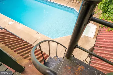 427 Falling Waters Dr, Falling Waters, WV 25419 photo 38