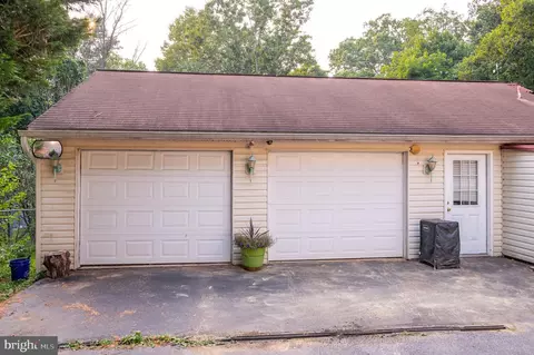 427 Falling Waters Dr, Falling Waters, WV 25419 photo 61