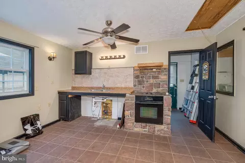 427 Falling Waters Dr, Falling Waters, WV 25419 photo 63