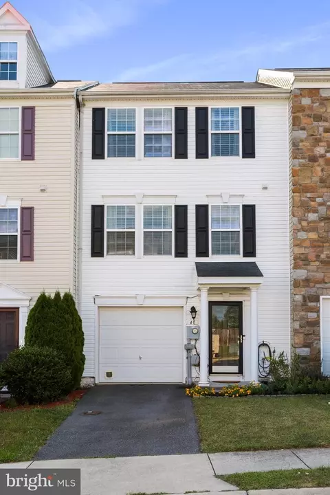 40 Carnegie Links Dr, Martinsburg, WV 25405