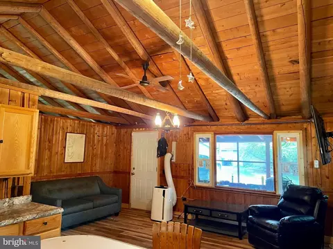 207 Raging River Rd, Falling Waters, WV 25419 photo 6