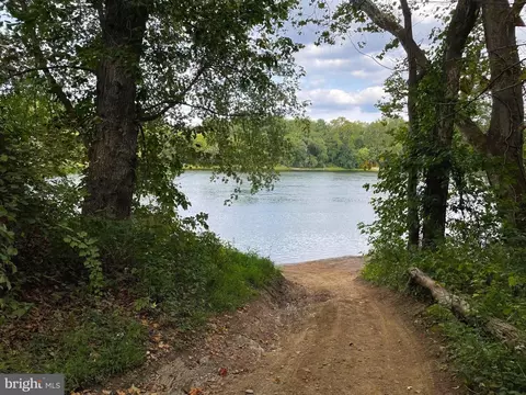 207 Raging River Rd, Falling Waters, WV 25419 photo 15
