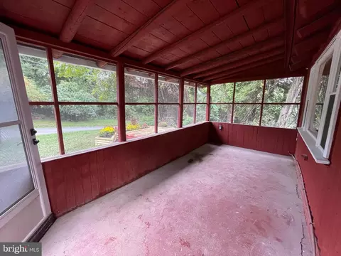 207 Raging River Rd, Falling Waters, WV 25419 photo 5